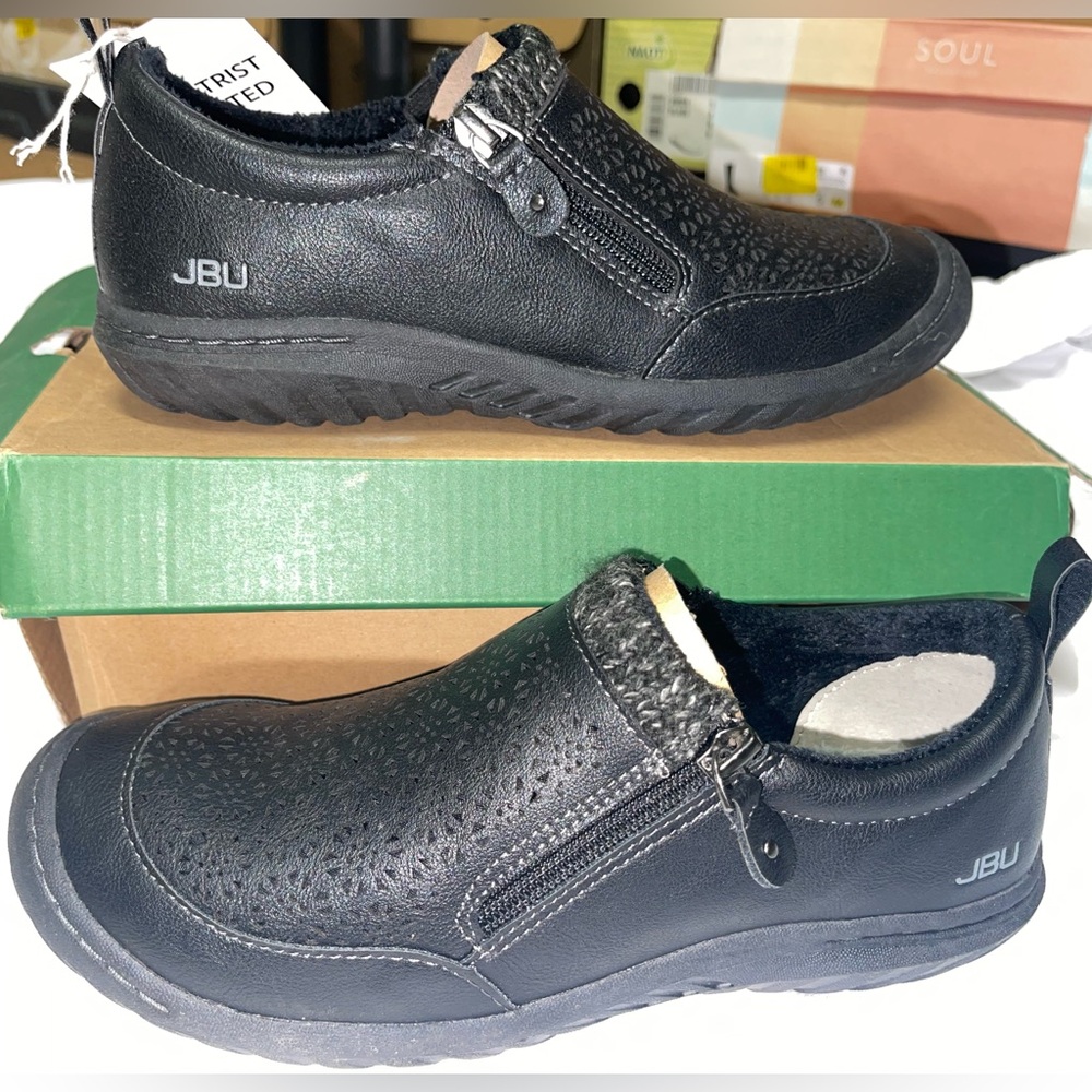 JBU Women's Amber Perforated Zipper Sneakers
